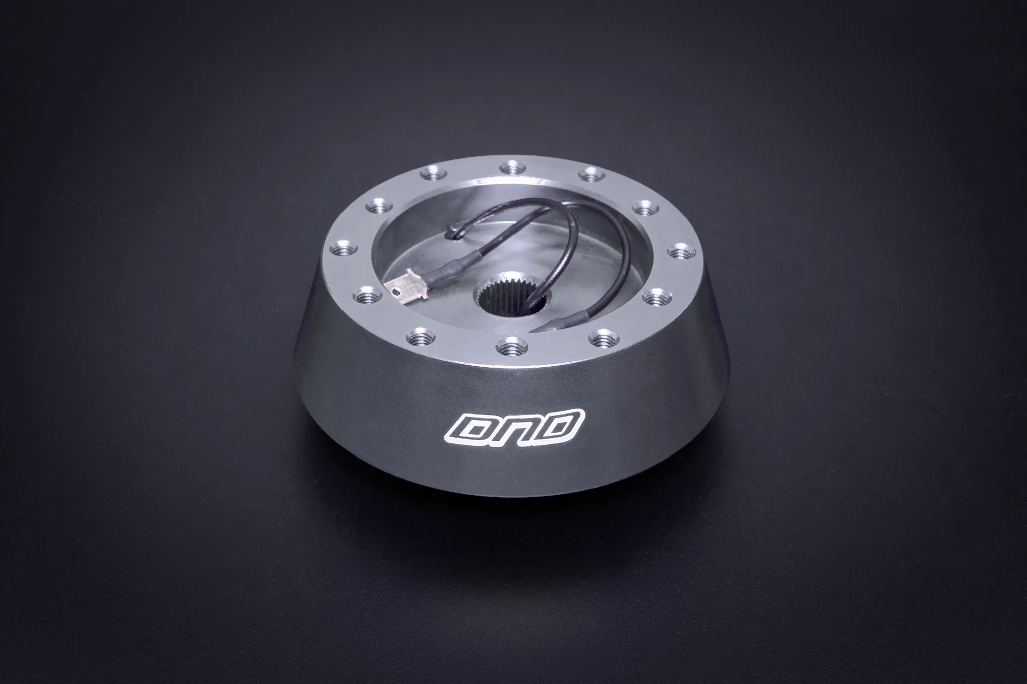 DND Low Profile Hub Kit Hyundai Genesis (2008-2014) - Various Color